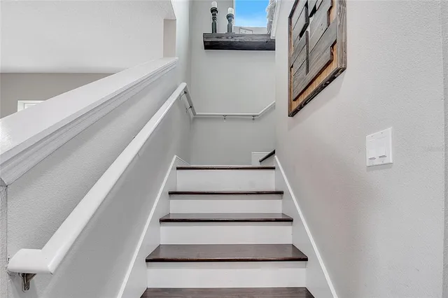 $299,000 | 505 Waterside Pointe Drive, Unit 87, Groveland, FL 34736