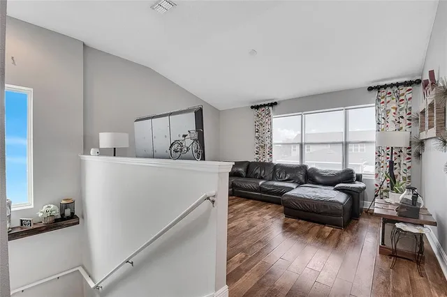 $299,000 | 505 Waterside Pointe Drive, Unit 87, Groveland, FL 34736