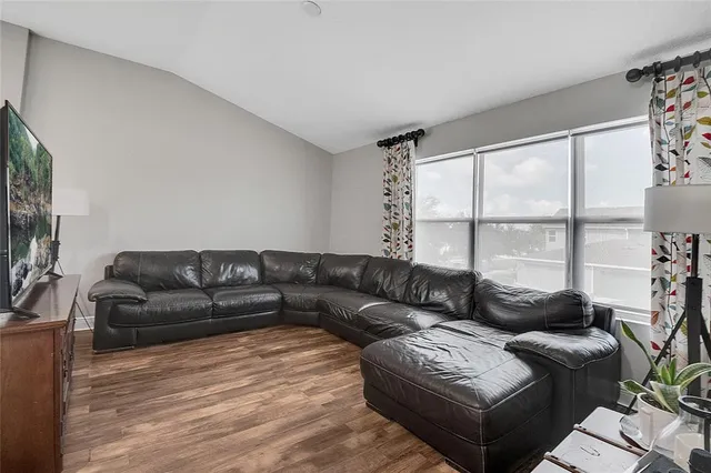 $299,000 | 505 Waterside Pointe Drive, Unit 87, Groveland, FL 34736