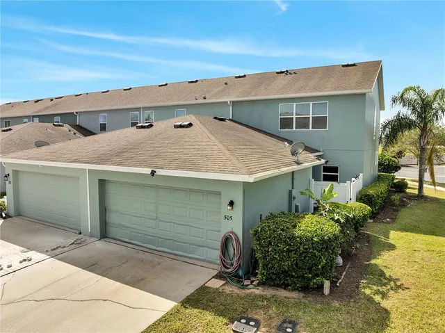 $299,000 | 505 Waterside Pointe Drive, Unit 87, Groveland, FL 34736