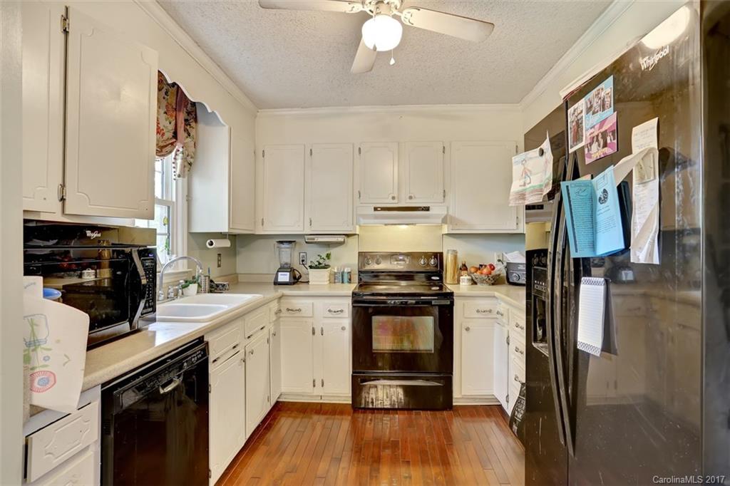 11106 5 Cedars Road Charlotte, NC 28226 - Photo 12 of 12 Gallery Image 12