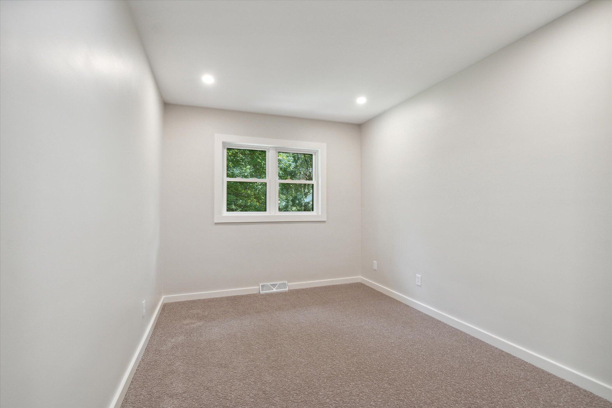 3399 Pine Ridge Drive Jackson, MI 49201 - Photo 27 of 51 27-3399-Pine-Ridge-Dr-Jackson-MI-49201-W