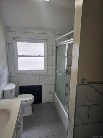 $3,800 | 137-24 228th Street | Laurelton