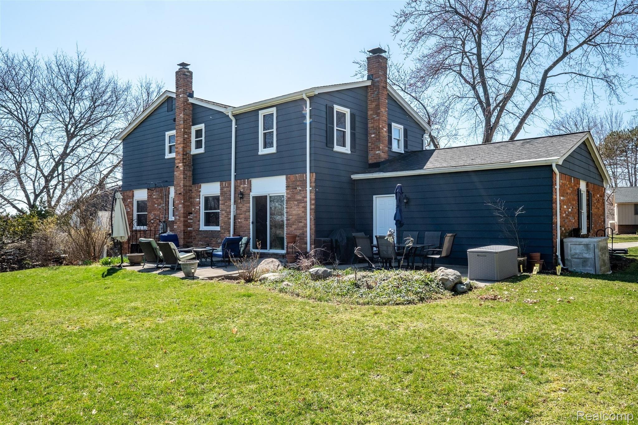 695 Lake Forest Road Rochester, MI 48309 - Photo 46 of 47 695 Lake Forest-46.jpg