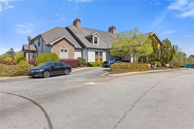 $525,000 | 755 Peninsula Overlook, Hampton, GA 30228
