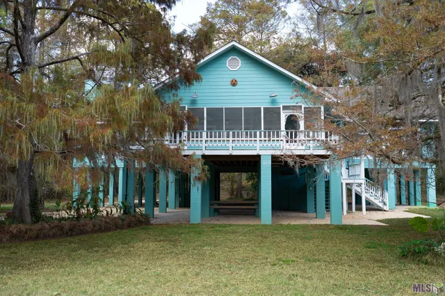 $325,000 | 14600 Louise Street, Denham Springs, LA 70726
