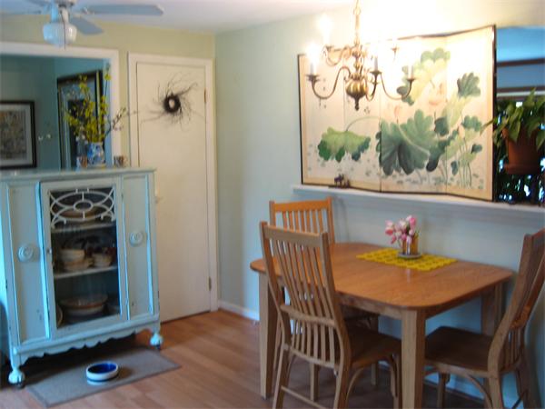 14 Greenwich Road Amherst, MA 01002 - Photo 8 of 17 Gallery Image 8