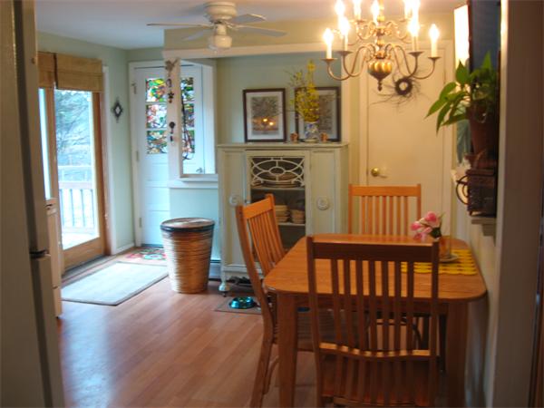 14 Greenwich Road Amherst, MA 01002 - Photo 9 of 17 Gallery Image 9