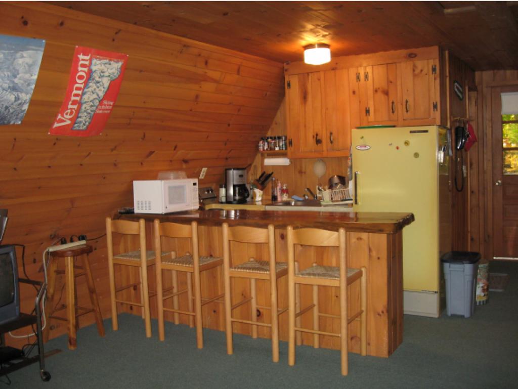 690 Farrar Road Chester, VT 05143 - Photo 5 of 32