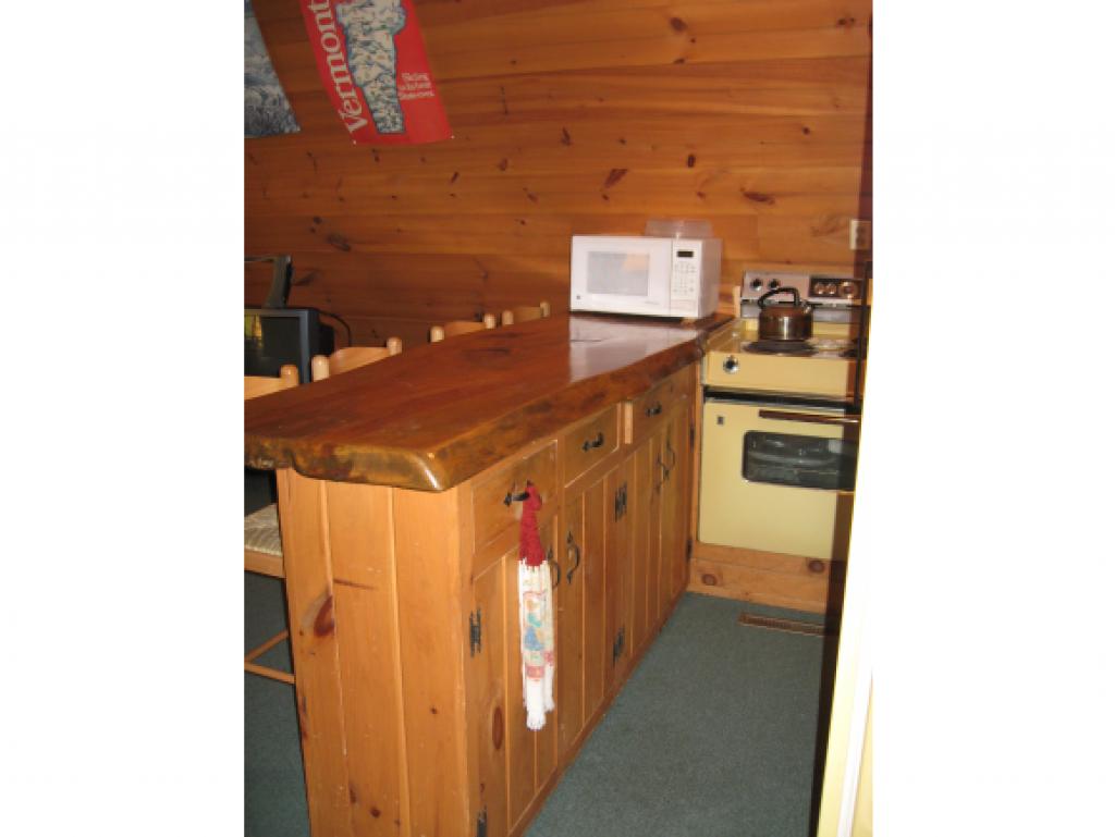 690 Farrar Road Chester, VT 05143 - Photo 6 of 32