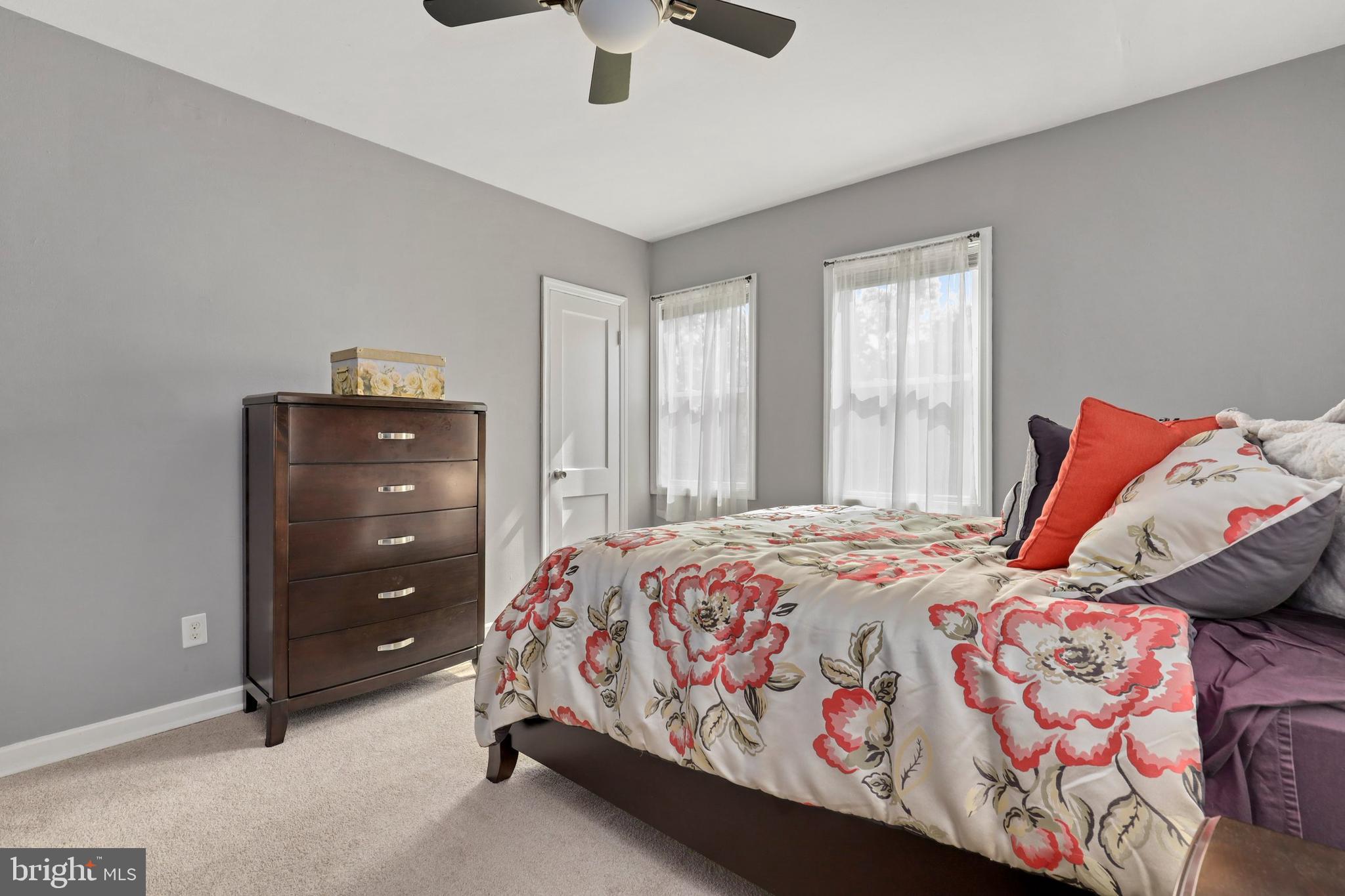 5039 Benning Road Southeast Washington, DC 20019 - Photo 17 of 30