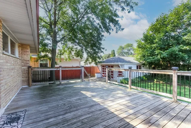 $3,200 | 9128 Birch Avenue, Morton Grove, IL 60053