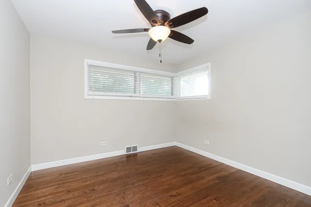 $3,200 | 9128 Birch Avenue, Morton Grove, IL 60053