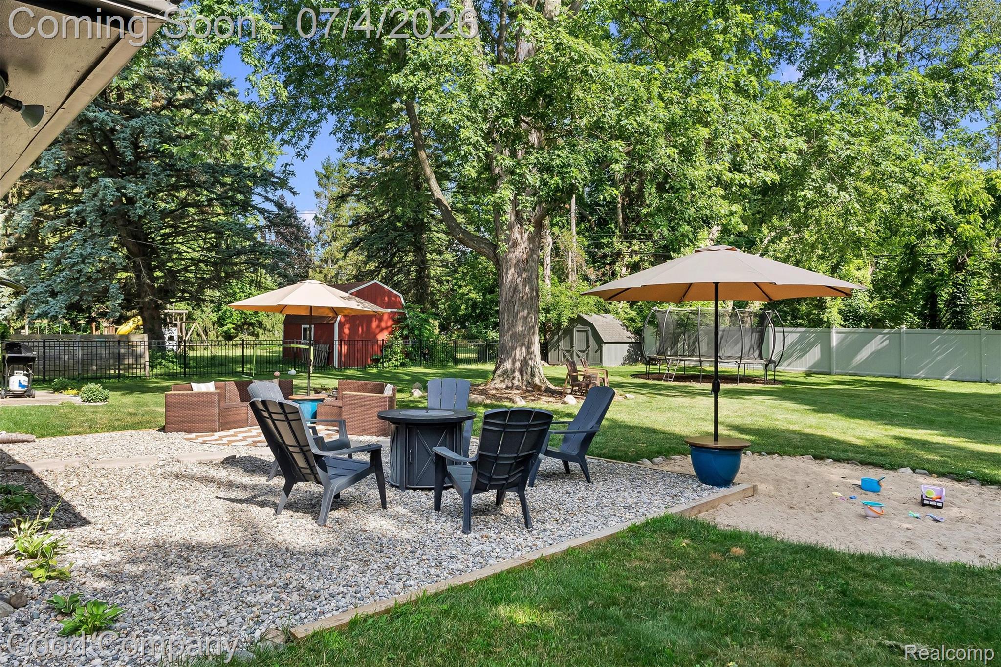 141 Nesbit Lane Rochester, MI 48309 - Photo 43 of 47 46-Nesbit -42.jpg