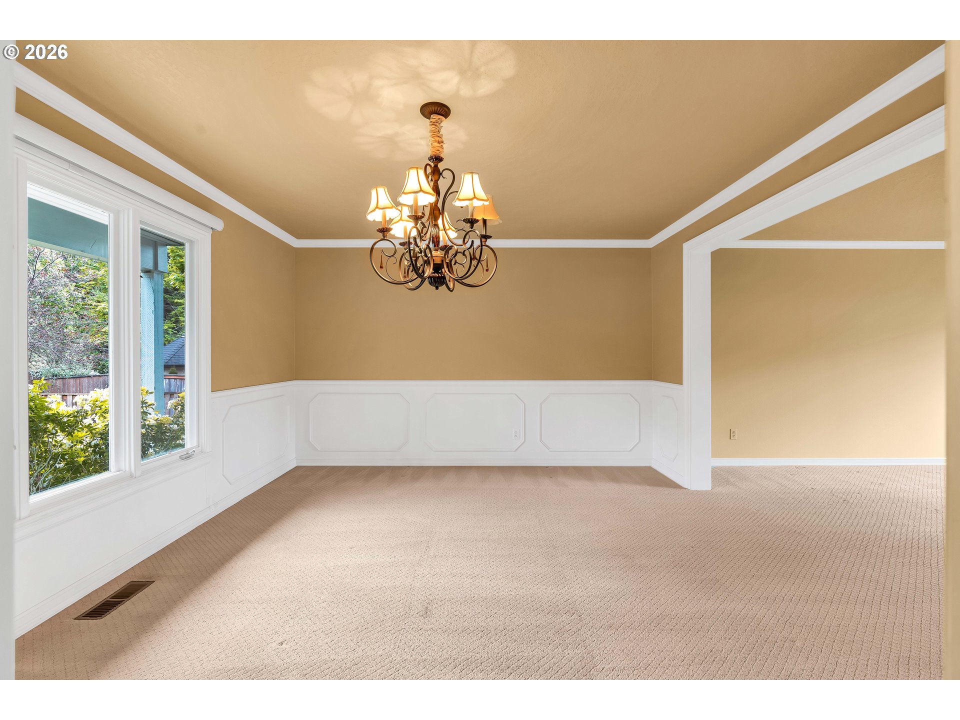 7061 Southwest Windemere Loop Portland, OR 97225 - Photo 10 of 46 Gallery Image 10