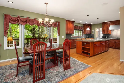$974,000 | 13915 Southeast 238th Place, Kent, WA 98042