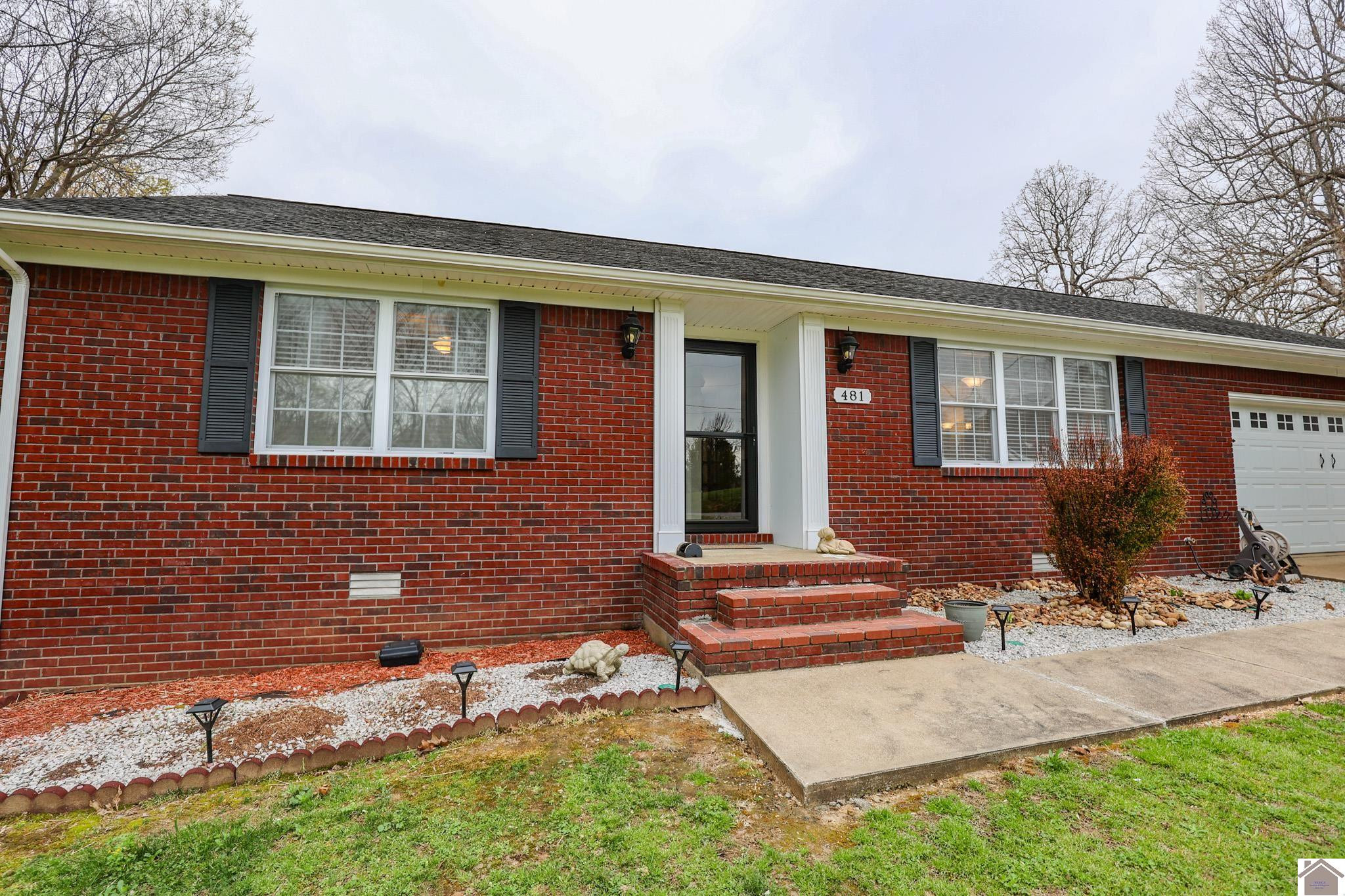 481 West Vaughn Road Mayfield, KY 42066 - Photo 5 of 35 Front Exterior