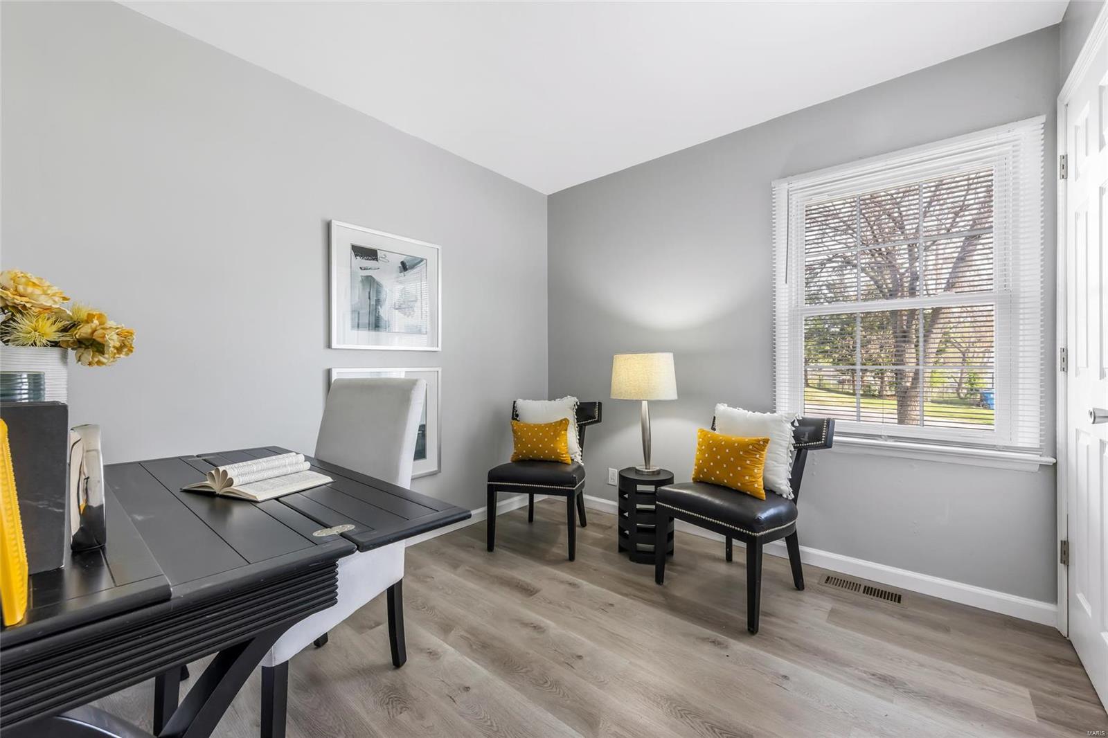 1906 Hudson Road St. Louis, MO 63136 - Photo 11 of 20 Gallery Image 11