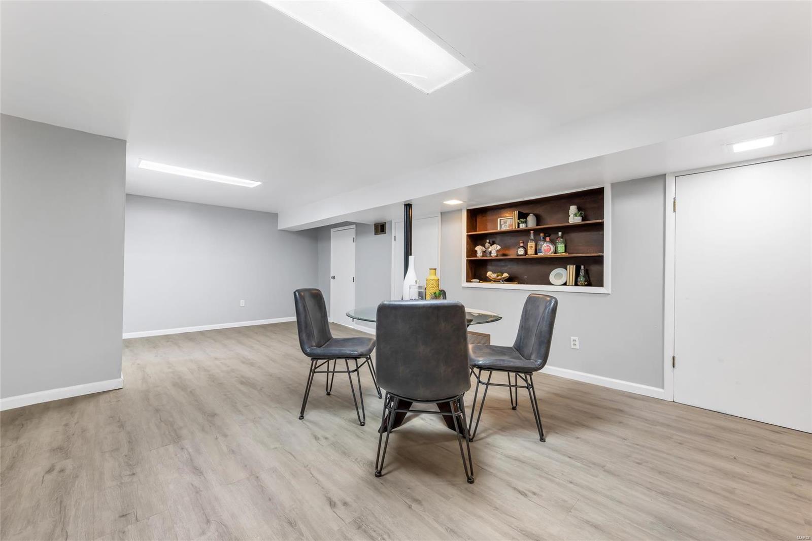 1906 Hudson Road St. Louis, MO 63136 - Photo 15 of 20 Gallery Image 15