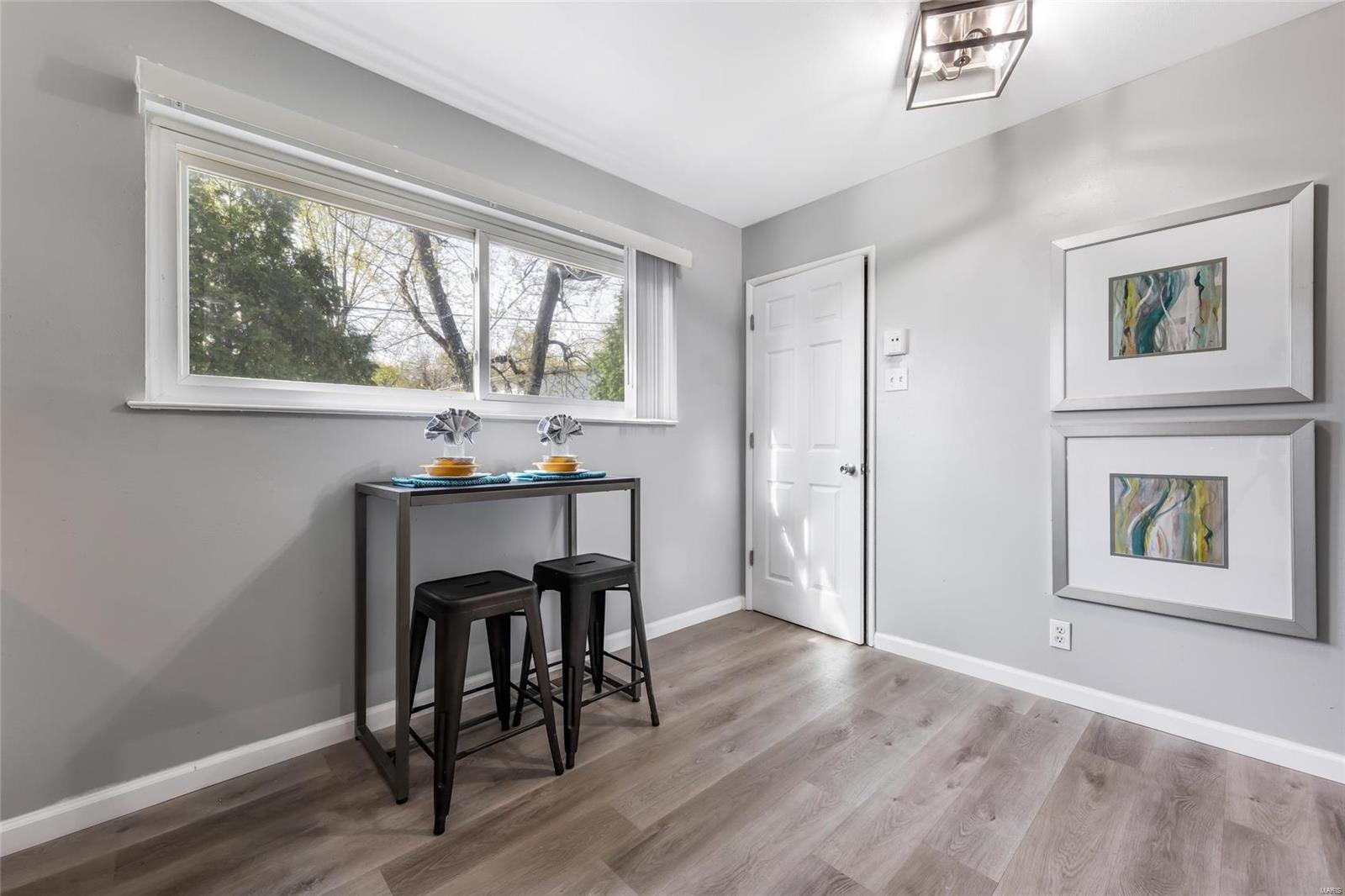 1906 Hudson Road St. Louis, MO 63136 - Photo 6 of 20 Gallery Image 6