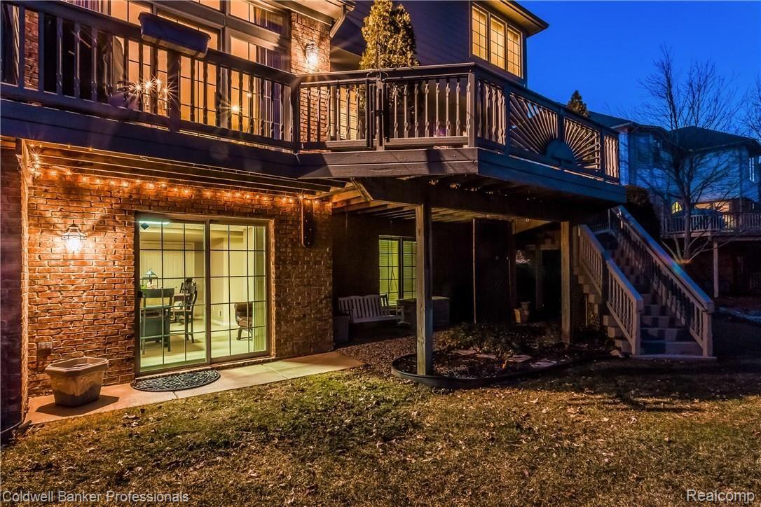 1391 Pebble Ridge Drive Rochester, MI 48307 - Photo 89 of 99 092-Twilight_Rear_View-3733642-large.jpg
