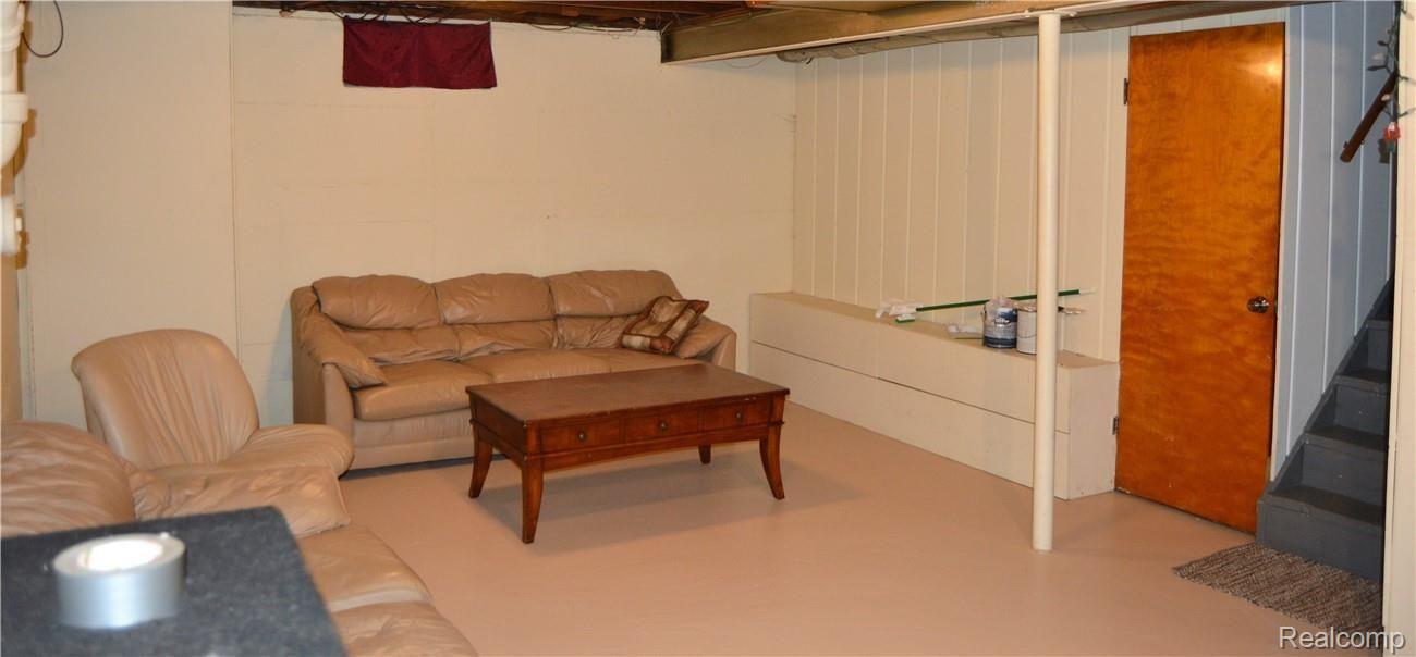 336 Davis Lake Road Lapeer, MI 48446 - Photo 20 of 27 DSC_0286.jpg