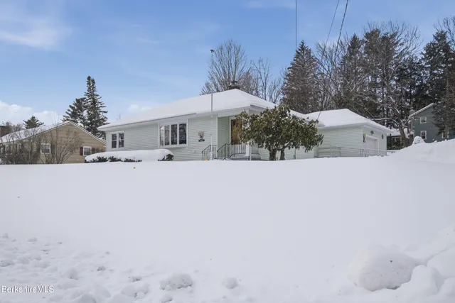 $399,000 | 162 Bull Hill Road, Lanesborough, MA 01237