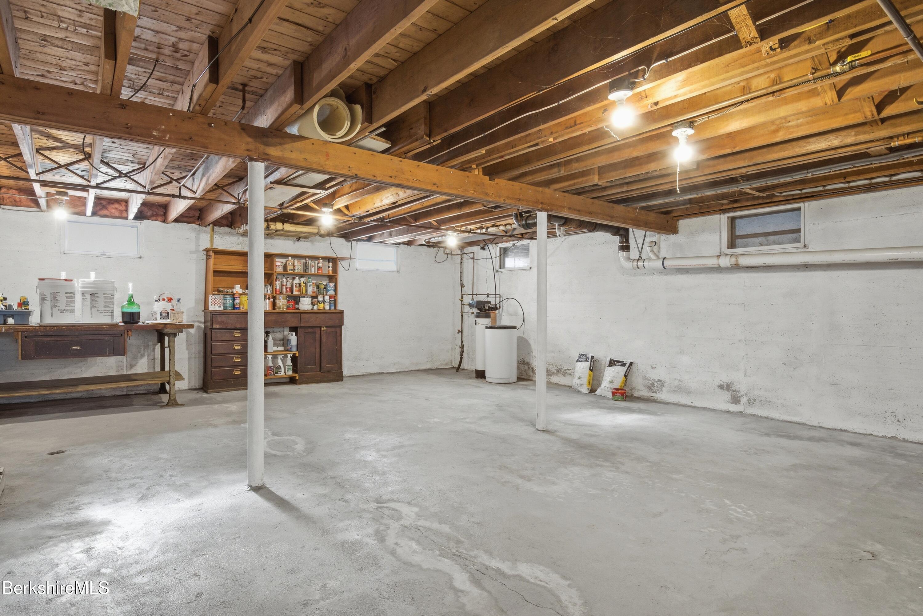 162 Bull Hill Road Lanesborough, MA 01237 - Photo 24 of 30 JAN04779