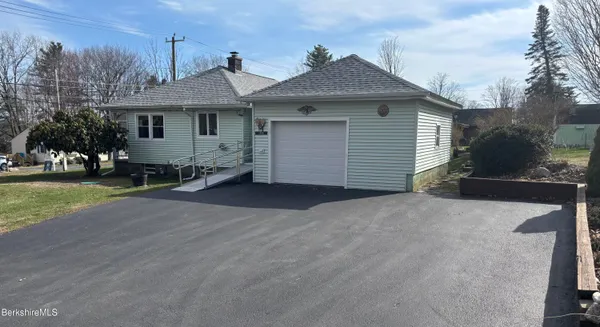 $348,000 | 162 Bull Hill Road, Lanesborough, MA 01237