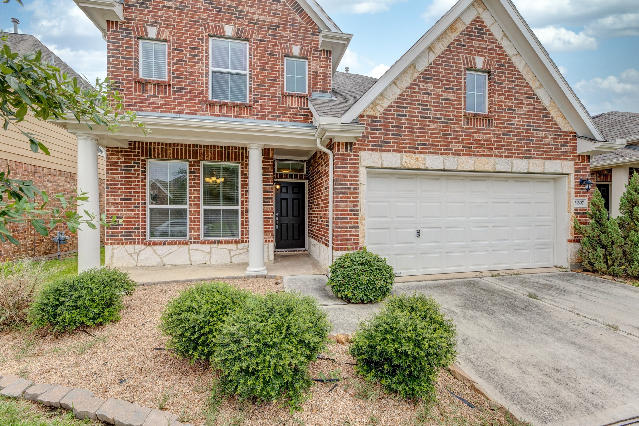 21607 Rainfall Park Drive Spring, TX 77389 - Photo 4 of 30