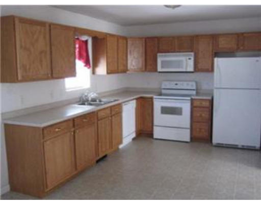 22 Wayside Road Worcester, MA 01605 - Photo 3 of 8 Gallery Image 3