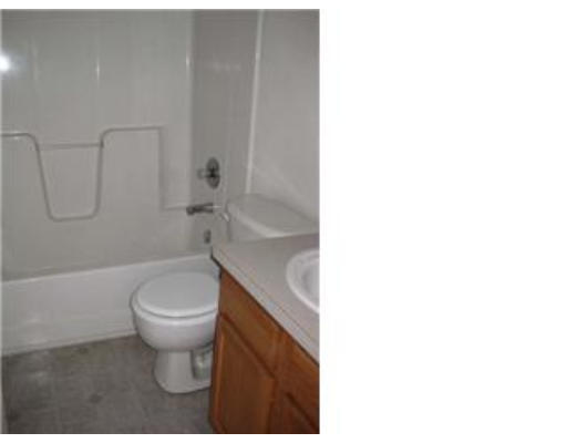 22 Wayside Road Worcester, MA 01605 - Photo 5 of 8 Gallery Image 5