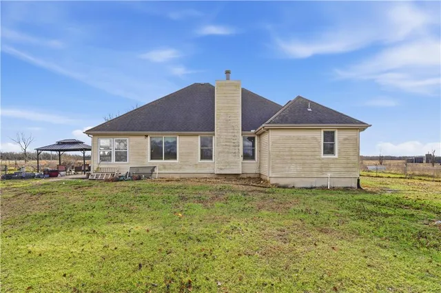 $475,000 | 4185 Stafford Road, Wellsville, KS 66092