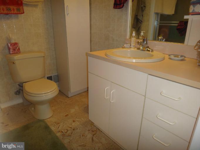 4003 Oaklawn Road Fort Washington, MD 20744 - Photo 11 of 12 Bath
