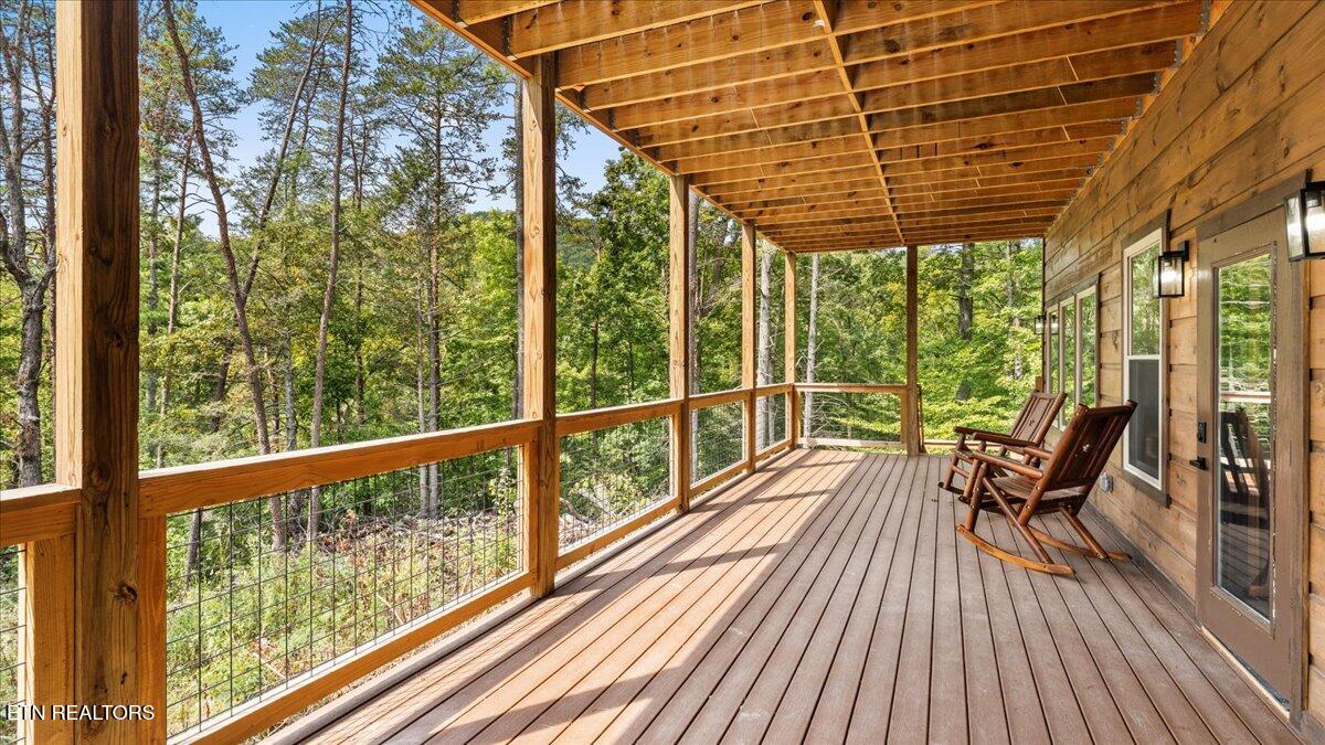 2932 Ginas Way Sevierville, TN 37862 - Photo 13 of 40 14-Main Level Deck