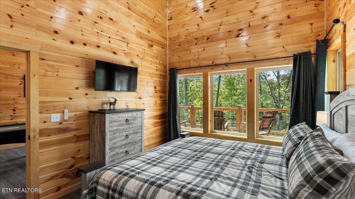 2932 Ginas Way Sevierville, TN 37862 - Photo 24 of 40 27-Bedroom 2