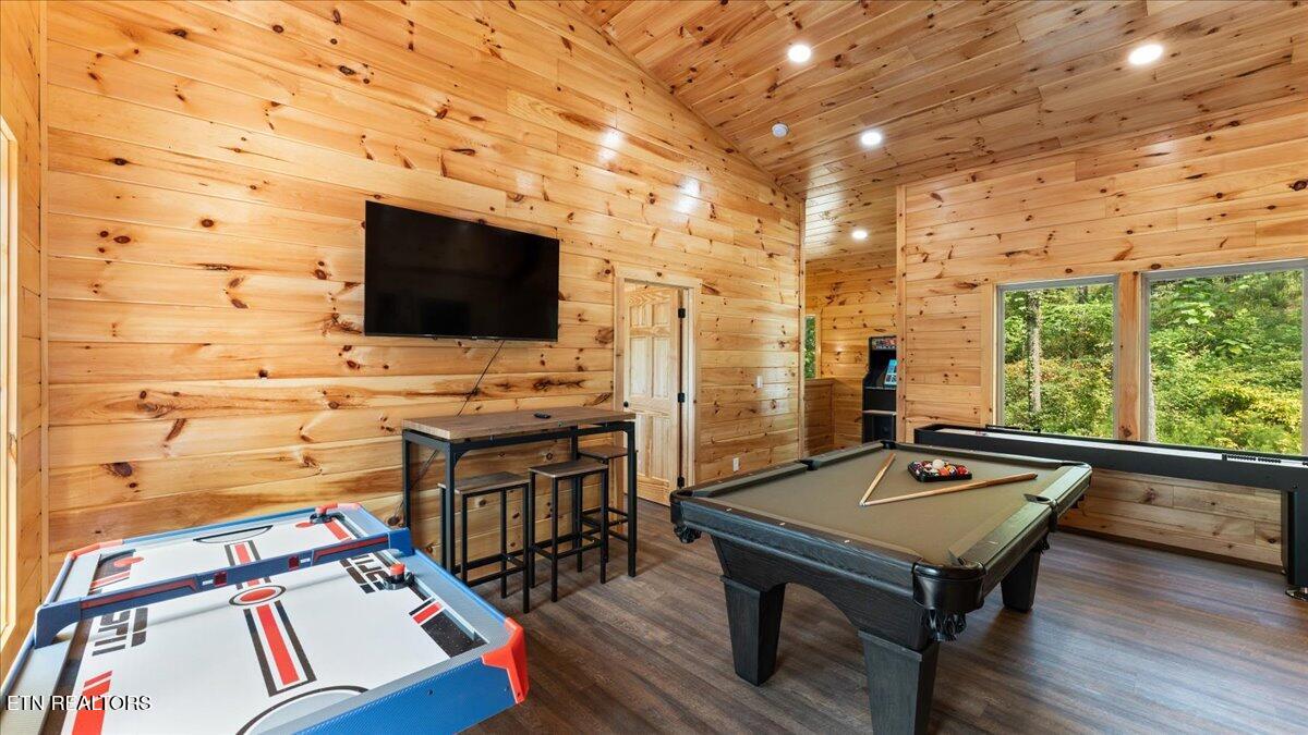 2932 Ginas Way Sevierville, TN 37862 - Photo 3 of 40 22-Rec Room