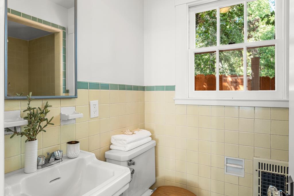 744 Frenchmans Road Stanford, CA 94305 - Photo 35 of 47 Gallery Image 35