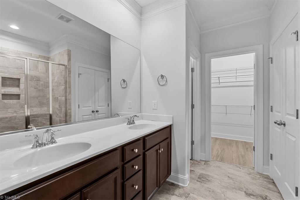 4335 Holstein Drive High Point, NC 27265 - Photo 26 of 36