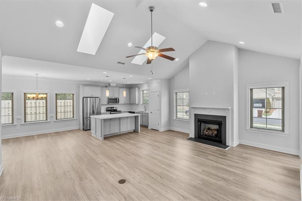 4335 Holstein Drive High Point, NC 27265 - Photo 5 of 36