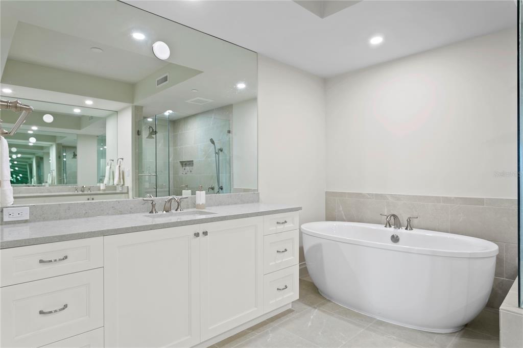 755 Collany Road, Unit 401 St. Petersburg, FL 33715 - Photo 30 of 64 Gallery Image 30