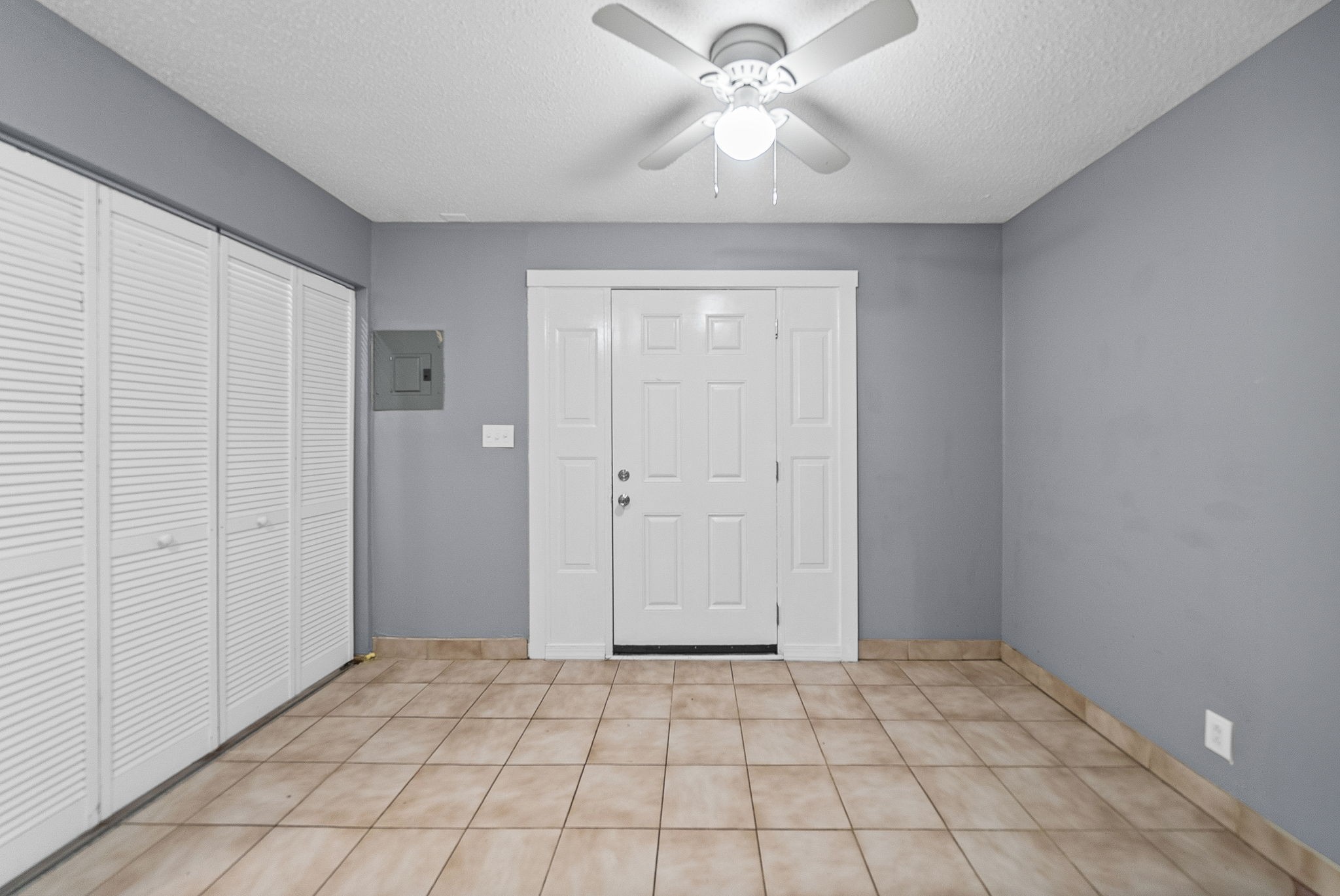 1269 State Line Road, Unit 40 Oak Grove, KY 42262 - Photo 6 of 16 wooden floor in an empty room with a window