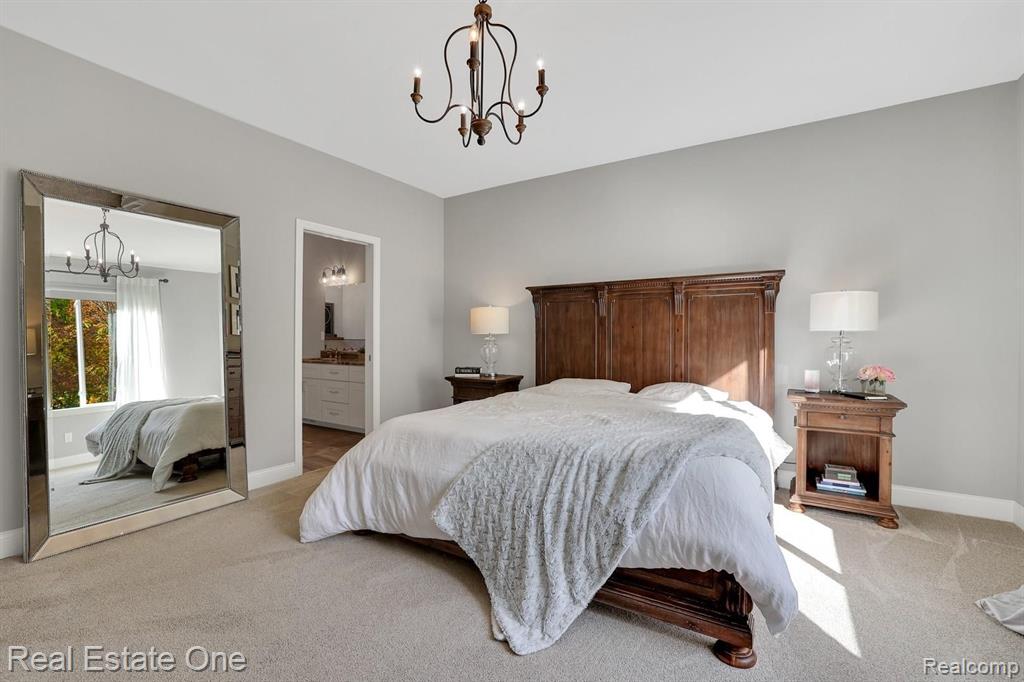 618 Robinson Drive Rochester Hills, MI 48307 - Photo 28 of 47