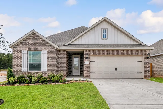 $324,900 | 15686 Honey Cv Drive, Conroe, TX 77303