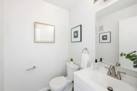 $999,888 | 2337 Royal Ann Drive, Union City, CA 94587