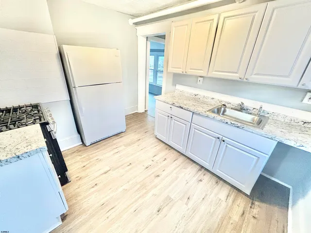 $3,000 | 1830 East Riverside Drive, Unit 2, Atlantic City, NJ 08401