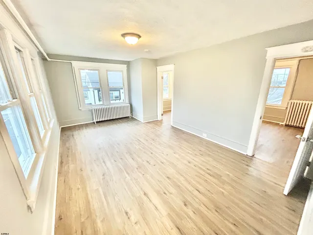 $3,000 | 1830 East Riverside Drive, Unit 2, Atlantic City, NJ 08401