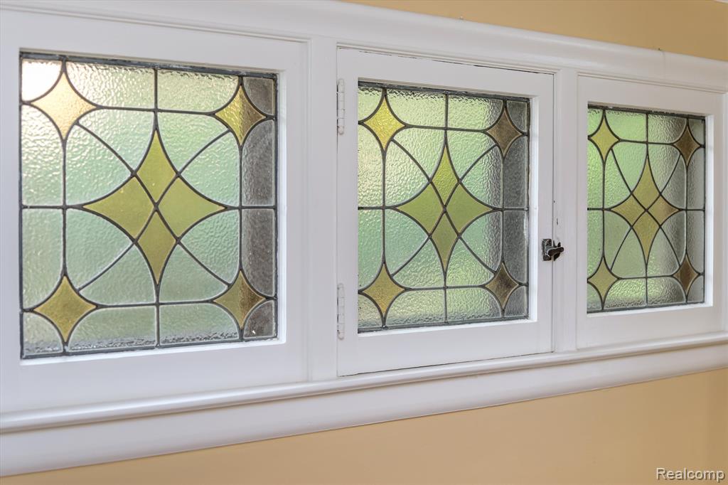 966 Lincoln Road Grosse Pointe, MI 48230 - Photo 10 of 29 Gallery Image 10