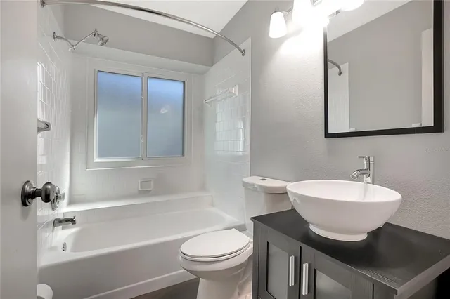 $469,000 | 2038 Bonnie Avenue, Palm Harbor, FL 34683