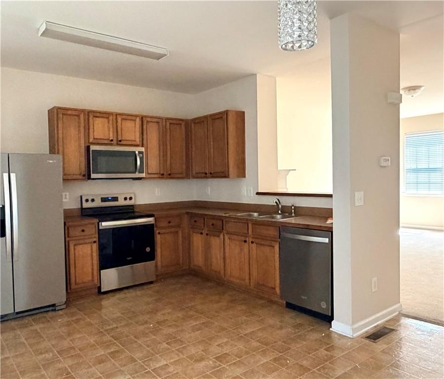 2106 Meadow Peak Road Duluth, GA 30097 - Photo 7 of 23